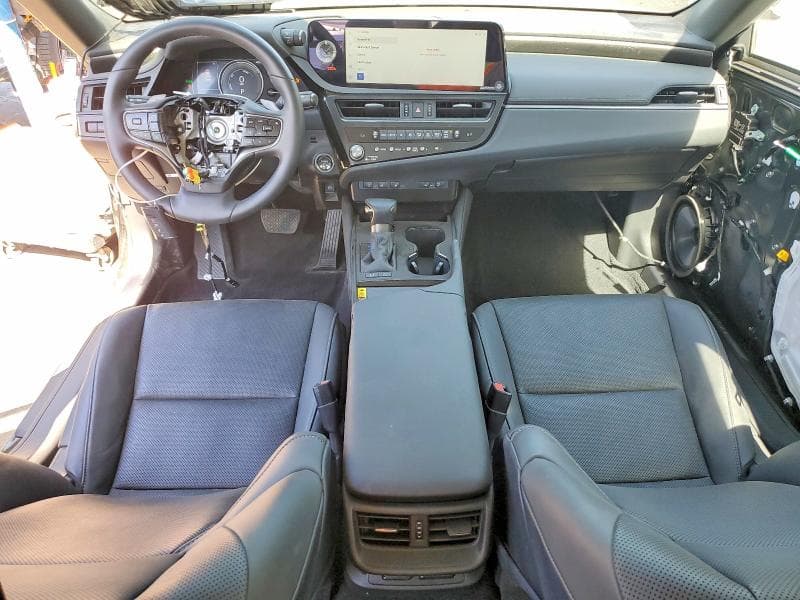 2025 LEXUS ES 300H BASE 8