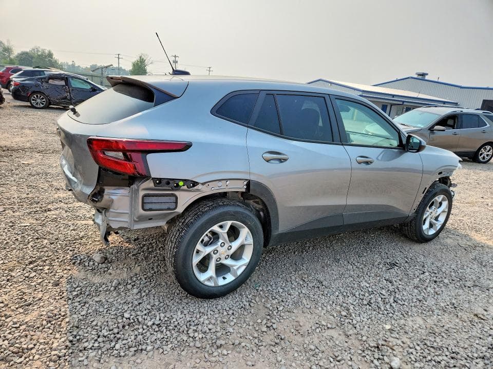 2026 CHEVROLET TRAX LS 3