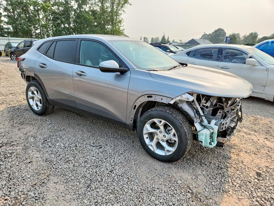 2026 CHEVROLET TRAX LS 4