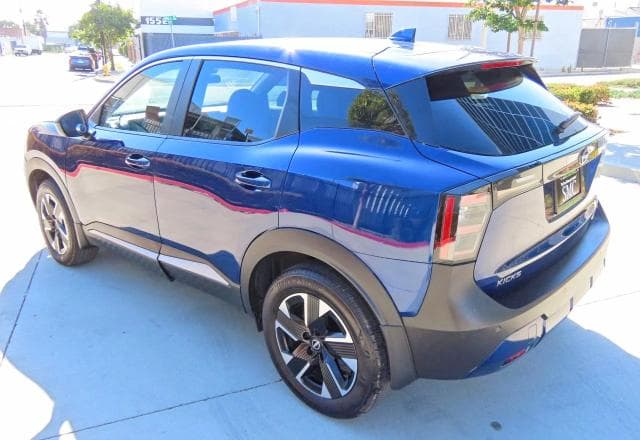 2025 NISSAN KICKS SV SV 4