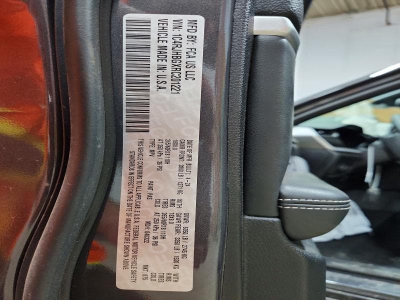 2024 JEEP GRAND CHEROKEE LIMITED 13