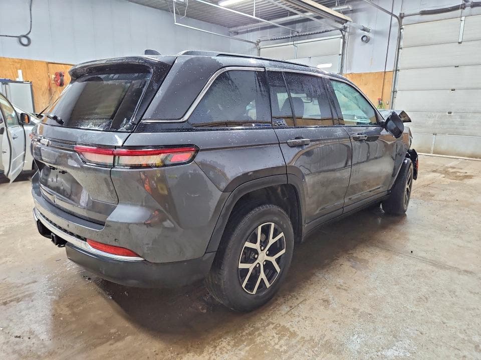 2024 JEEP GRAND CHEROKEE LIMITED 3