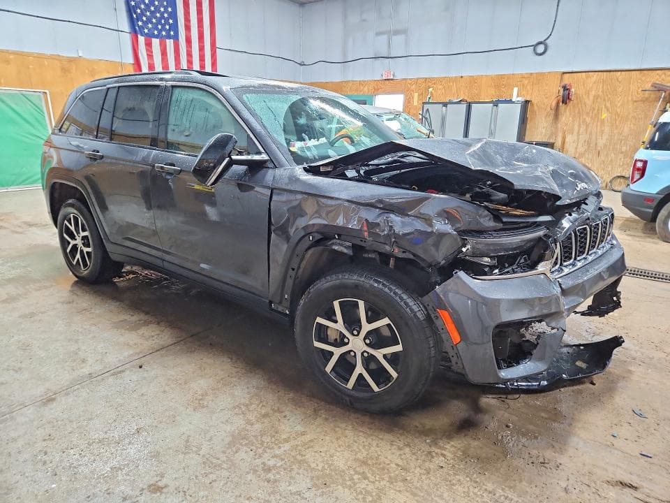 2024 JEEP GRAND CHEROKEE LIMITED 4