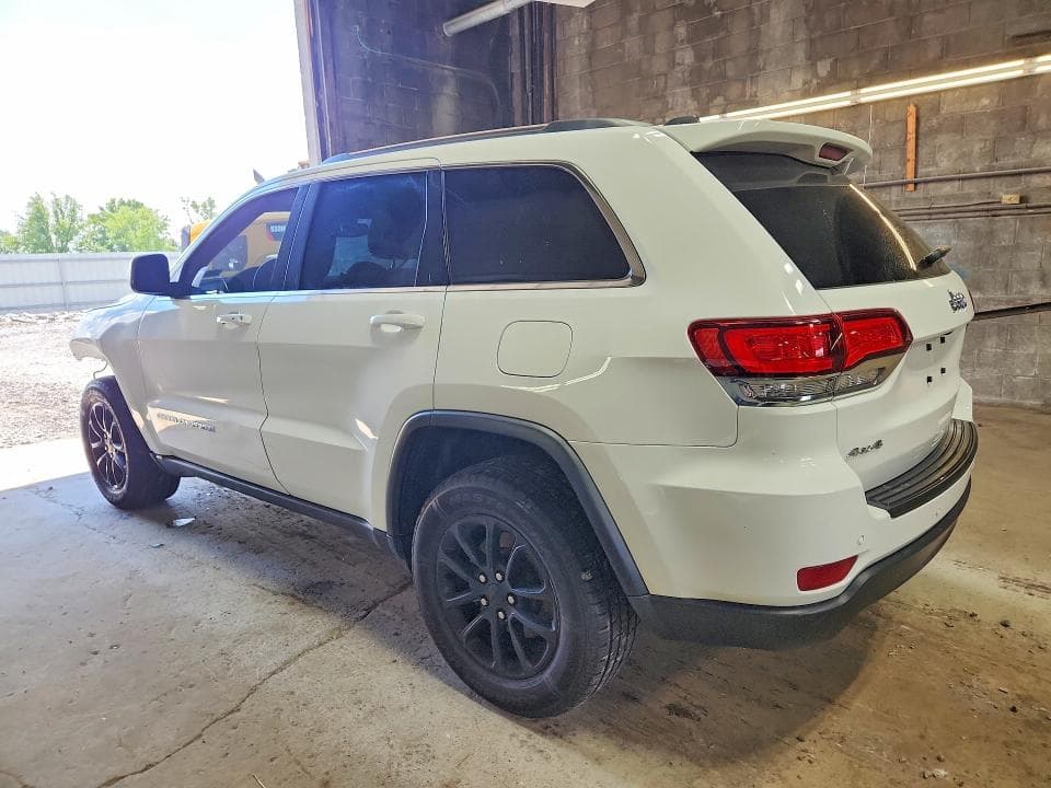 2021 JEEP GRAND CHEROKEE LAREDO 2