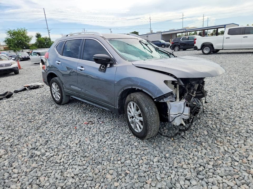 2018 NISSAN ROGUE SV 4