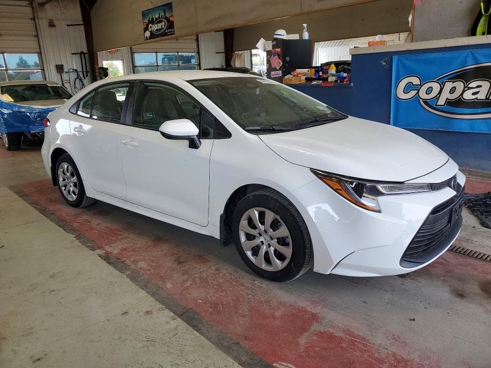 2025 TOYOTA COROLLA LE 4