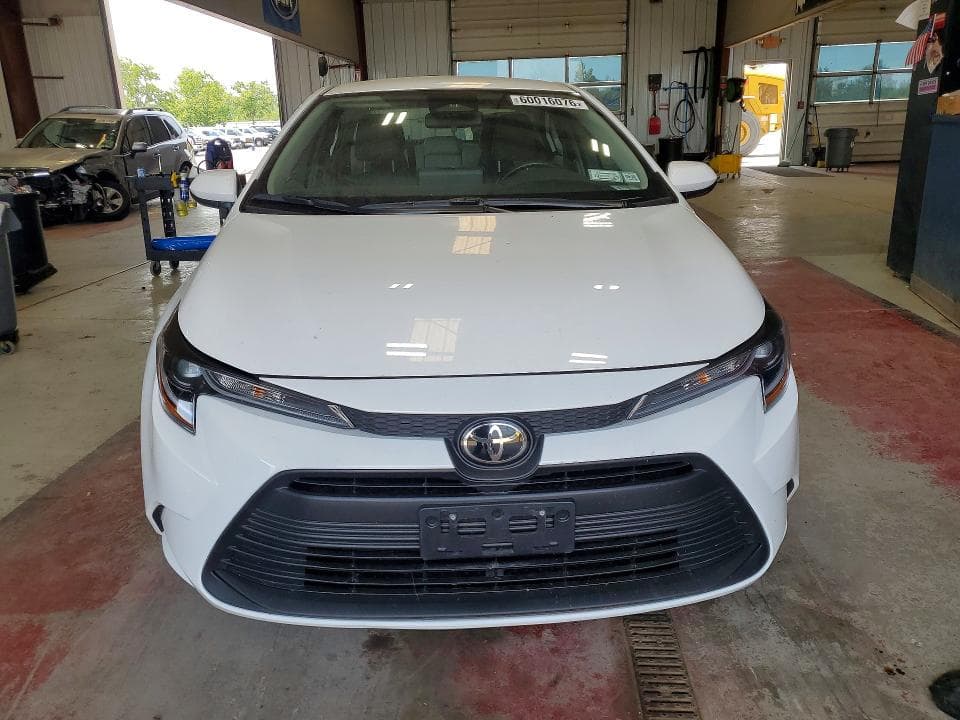 2025 TOYOTA COROLLA LE 5
