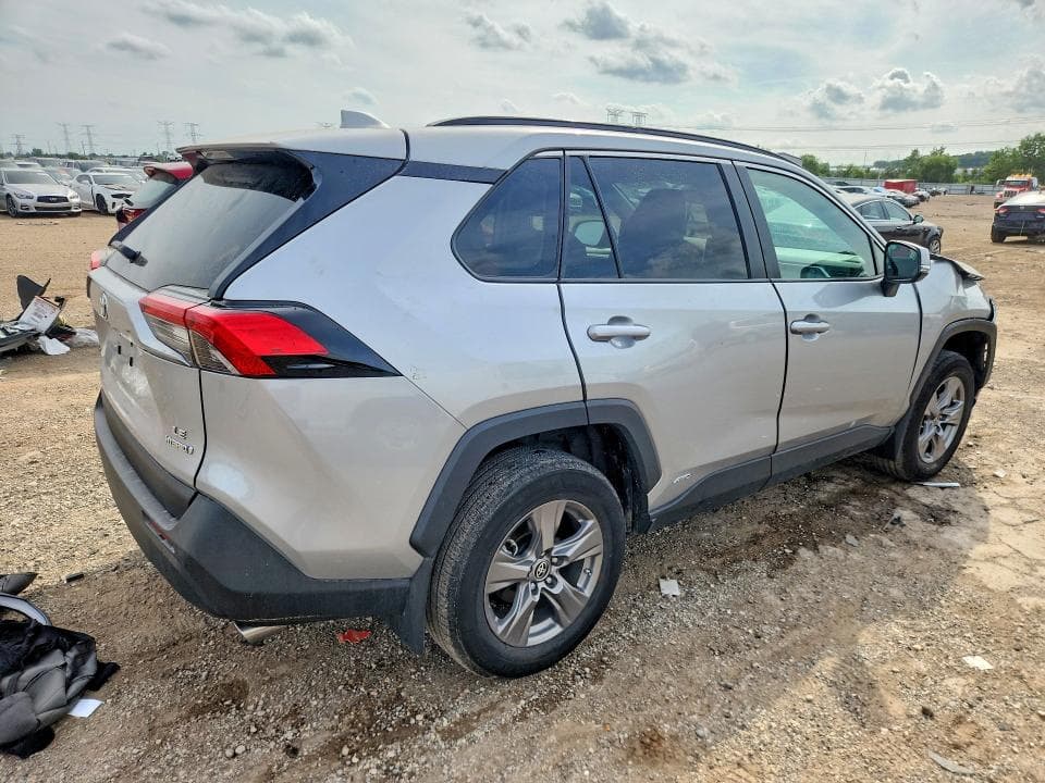 2024 TOYOTA RAV4 LE LE 3