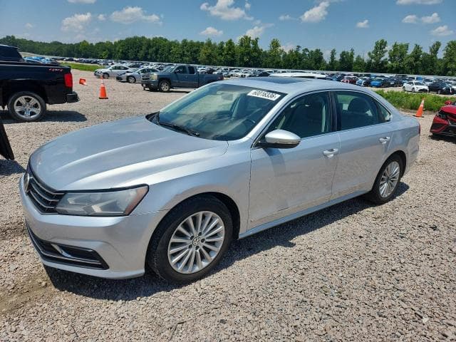 2016 VOLKSWAGEN PASSAT SE