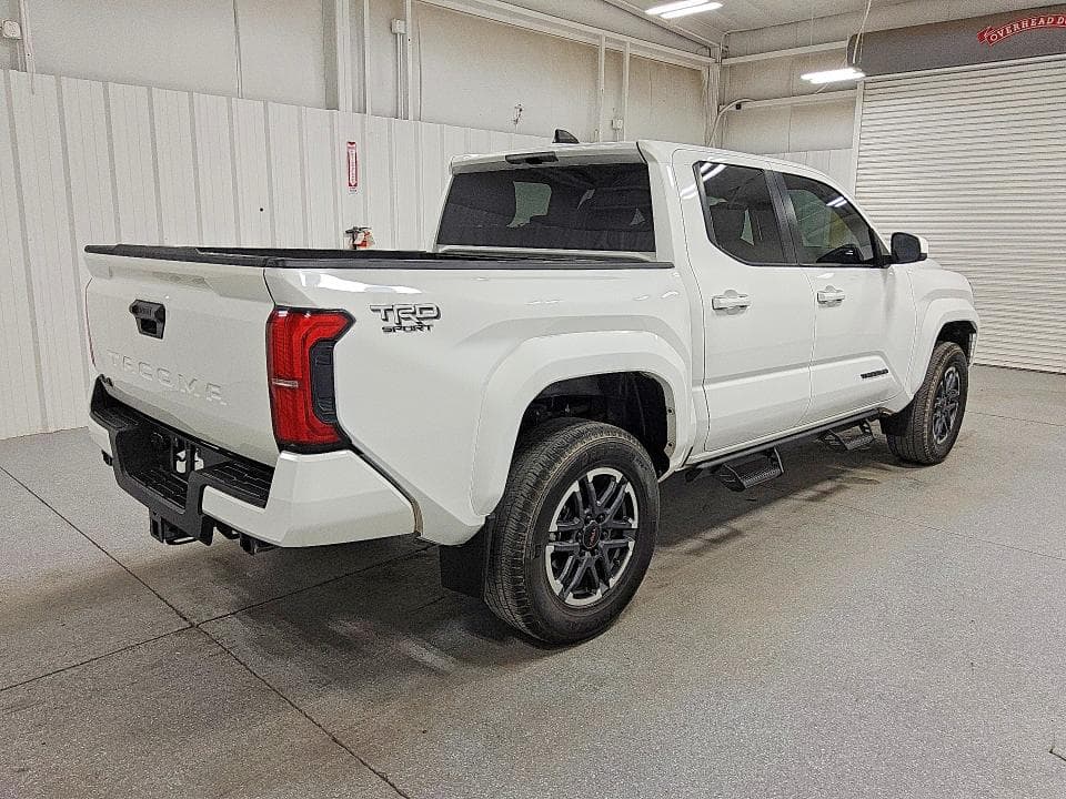 2024 TOYOTA TACOMA TRD SPORT 3