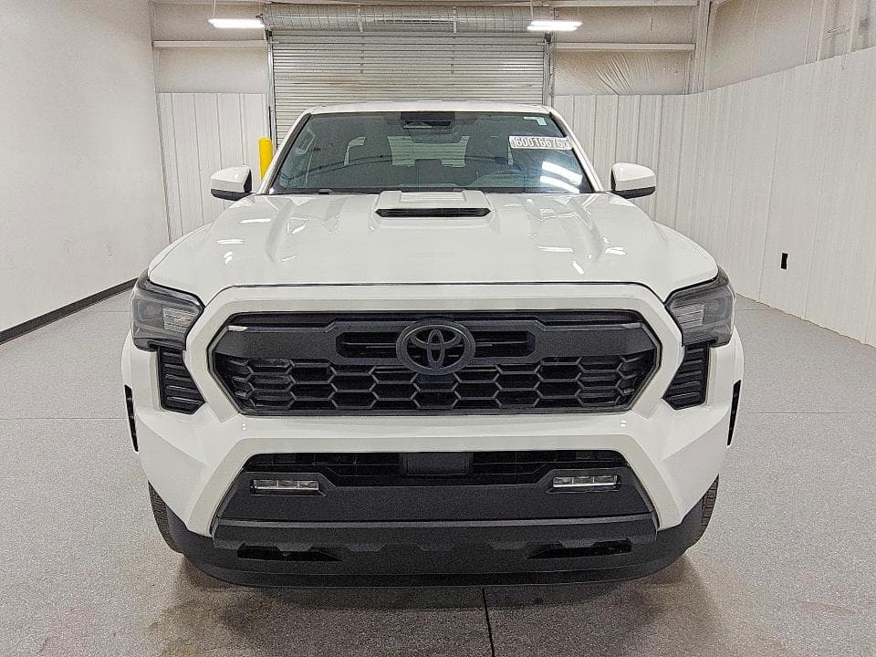 2024 TOYOTA TACOMA TRD SPORT 5