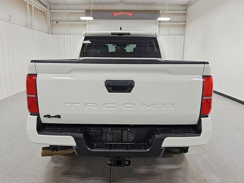 2024 TOYOTA TACOMA TRD SPORT 6