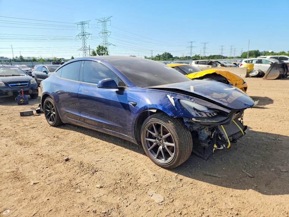 2018 TESLA MODEL 3 4