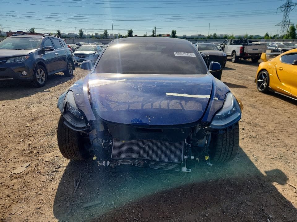 2018 TESLA MODEL 3 5