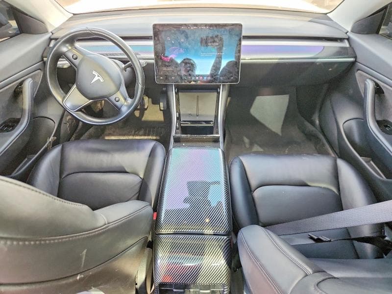 2018 TESLA MODEL 3 8