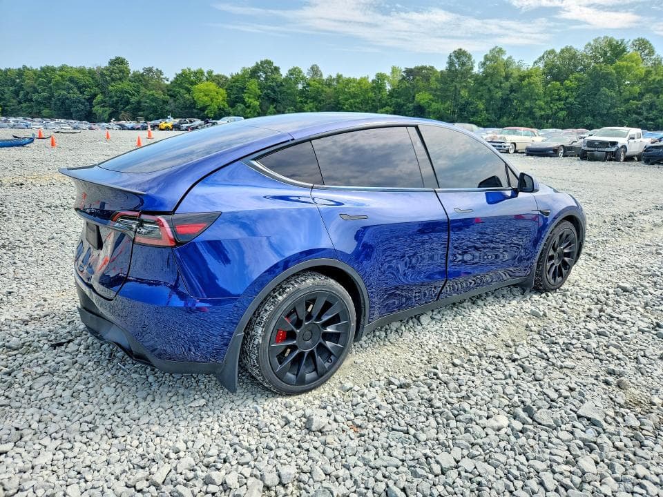 2024 TESLA MODEL Y 3