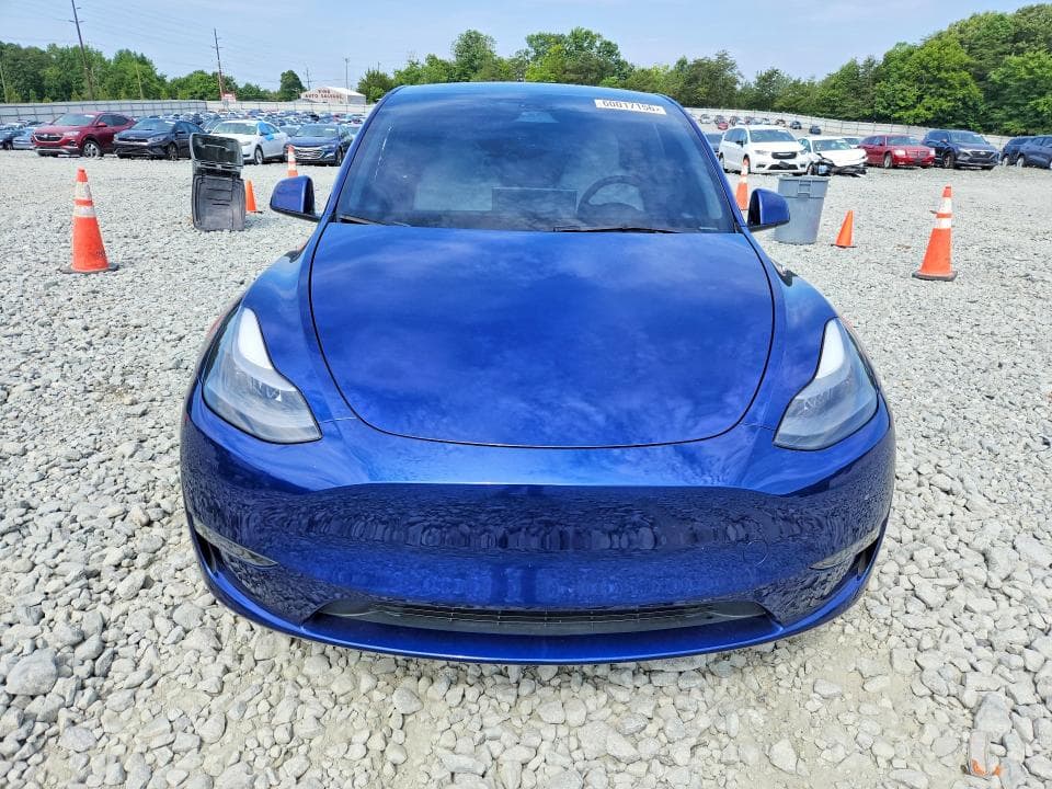 2024 TESLA MODEL Y 5