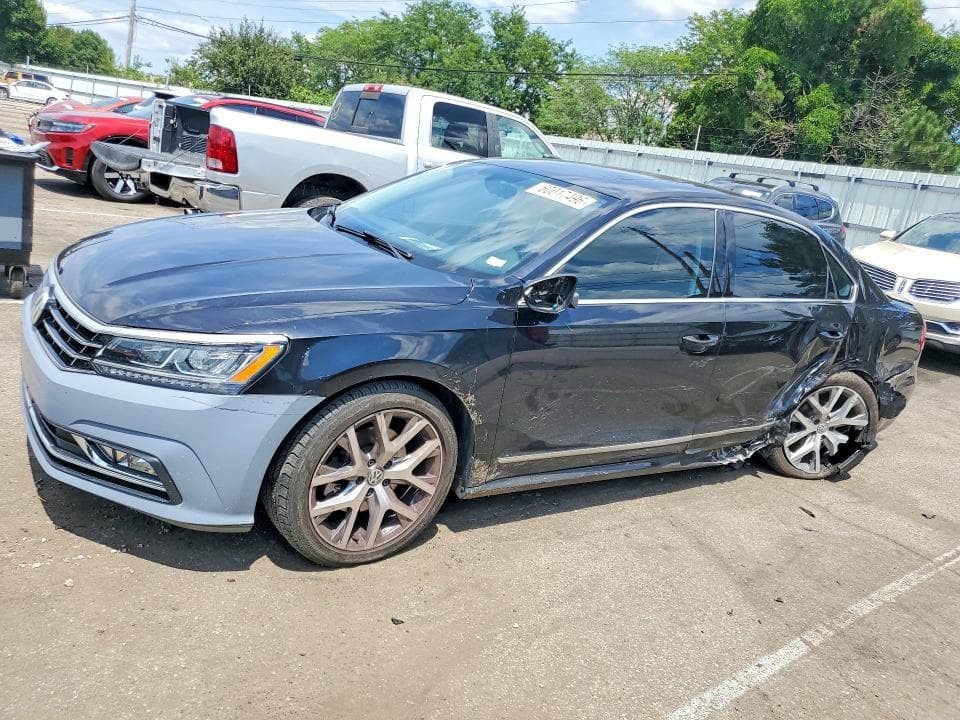 2017 VOLKSWAGEN PASSAT SE 2