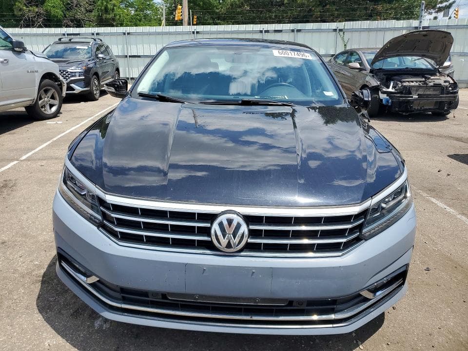 2017 VOLKSWAGEN PASSAT SE 6