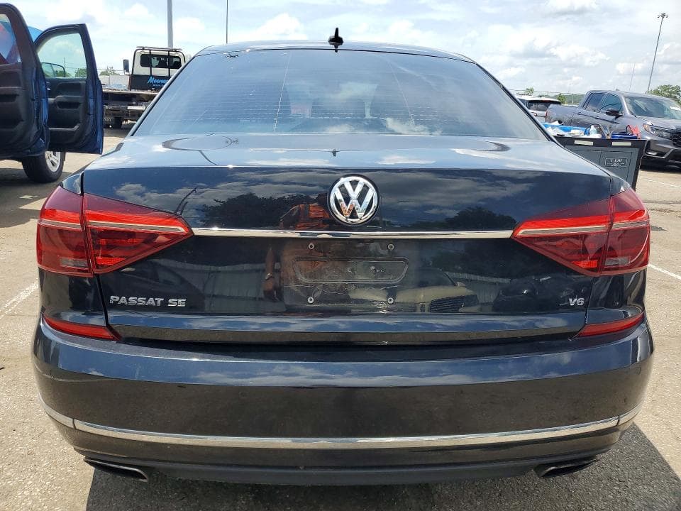 2017 VOLKSWAGEN PASSAT SE 7