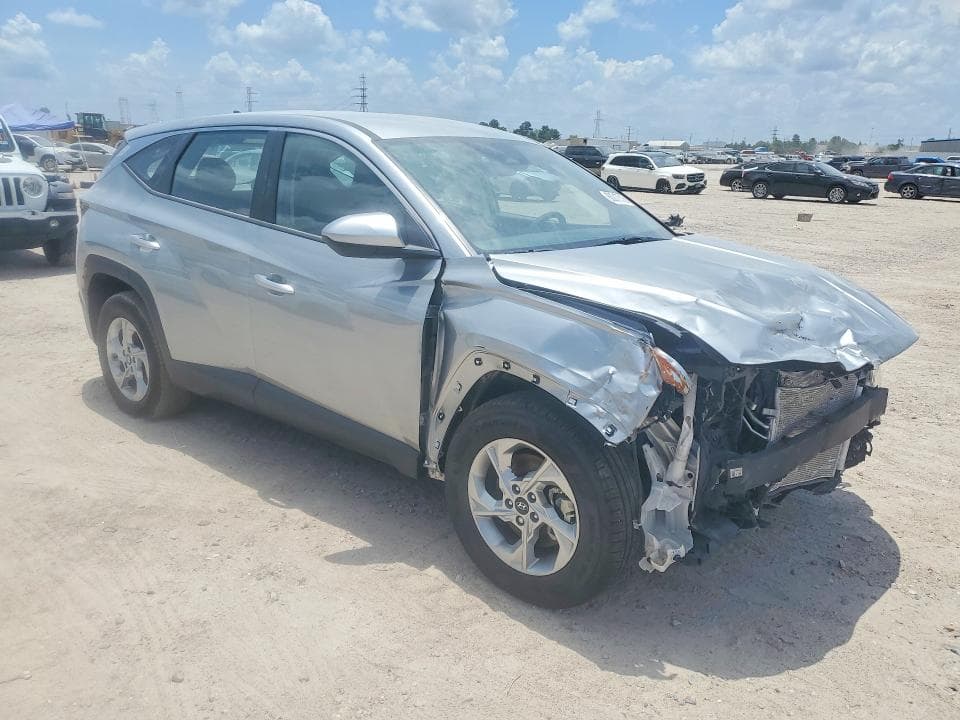 2024 HYUNDAI TUCSON SE SE 4