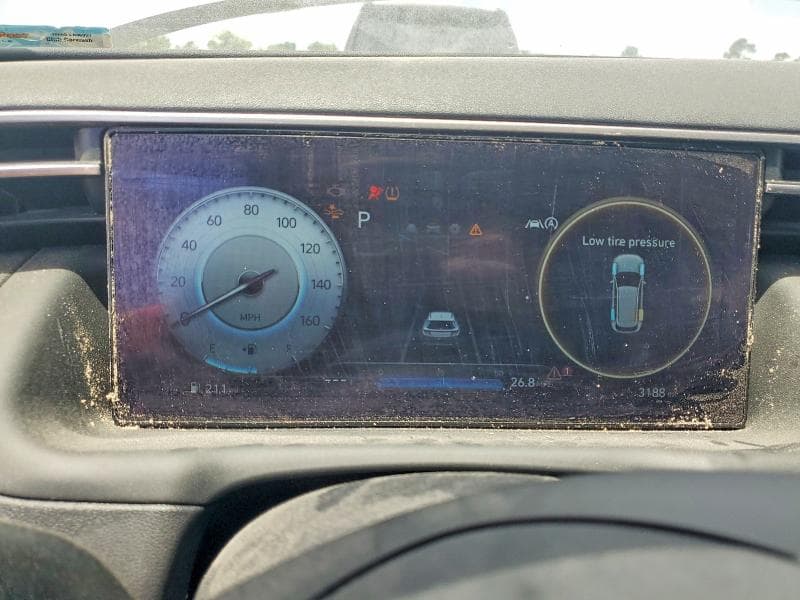 2024 HYUNDAI TUCSON SE SE 9