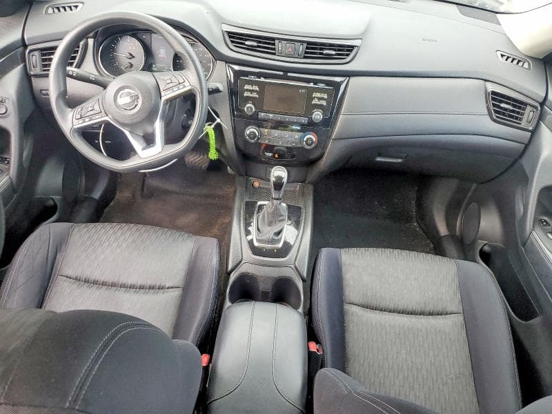 2017 NISSAN ROGUE S 8