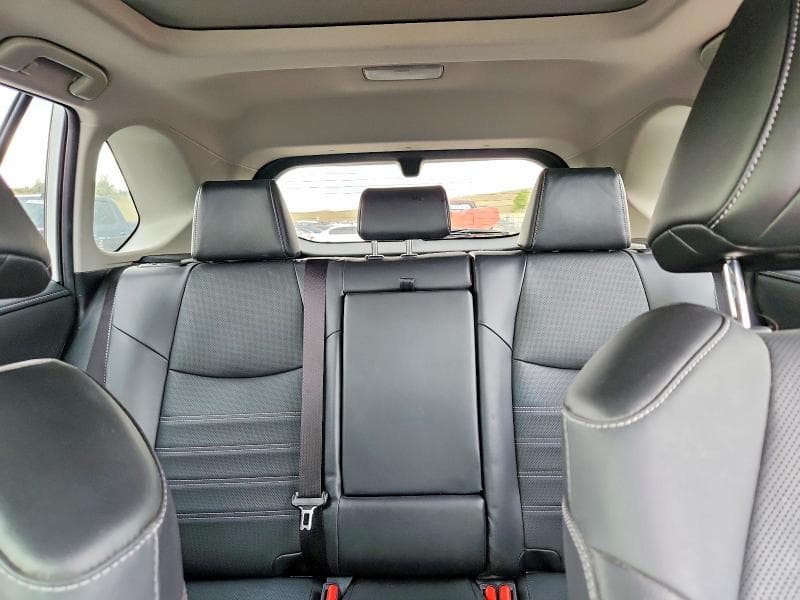 2023 TOYOTA RAV4 LIMITED 10
