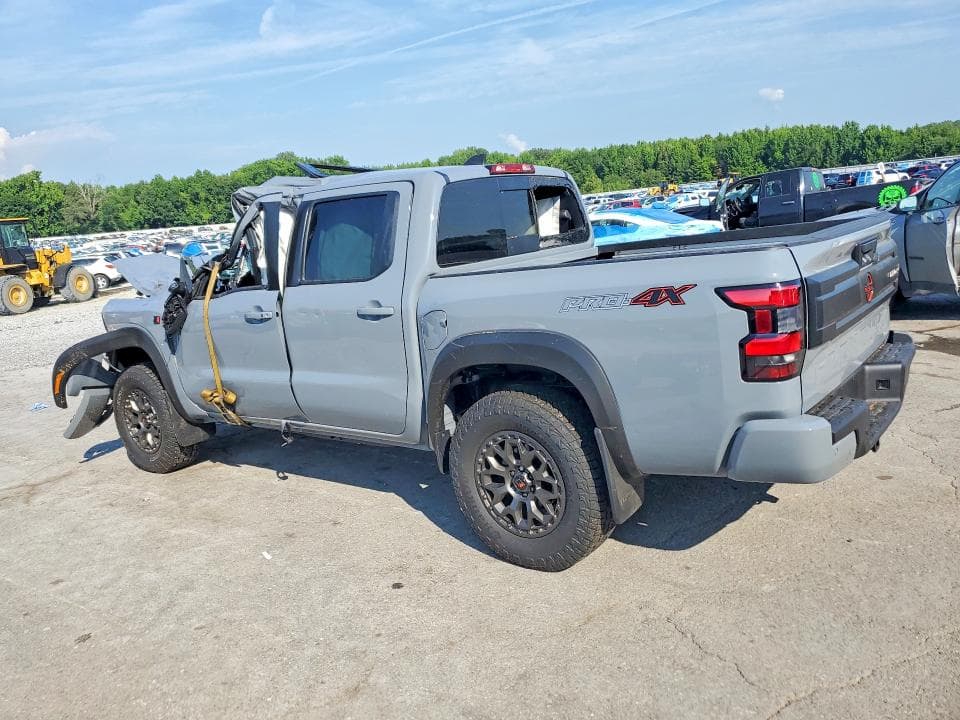 2026 NISSAN FRONTIER PRO-4X 2