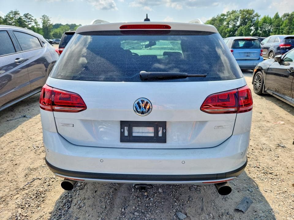 2017 VOLKSWAGEN GOLF ALLTRACK S S 6