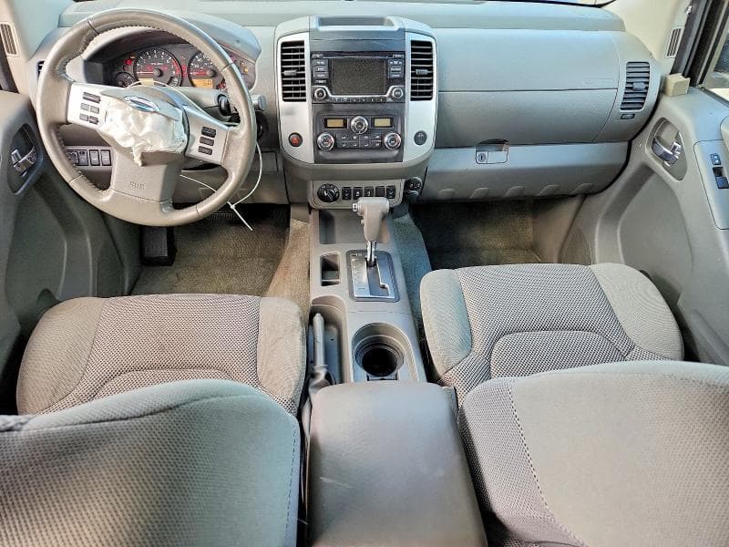 2017 NISSAN FRONTIER SV SV 8
