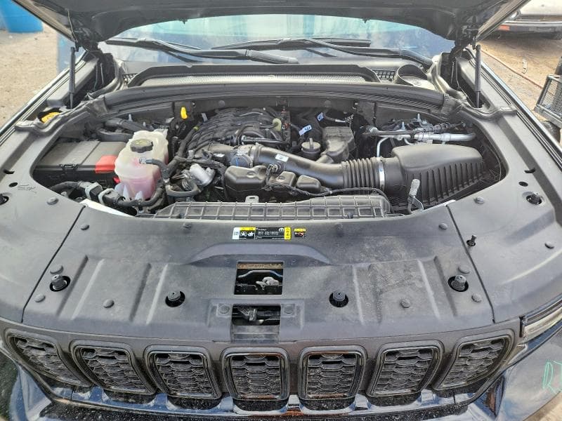 2025 JEEP GRAND CHEROKEE LAREDO 12