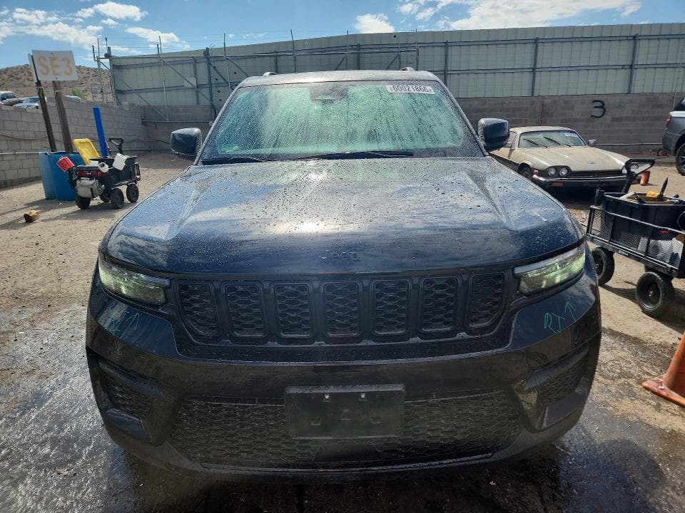 2025 JEEP GRAND CHEROKEE LAREDO 5