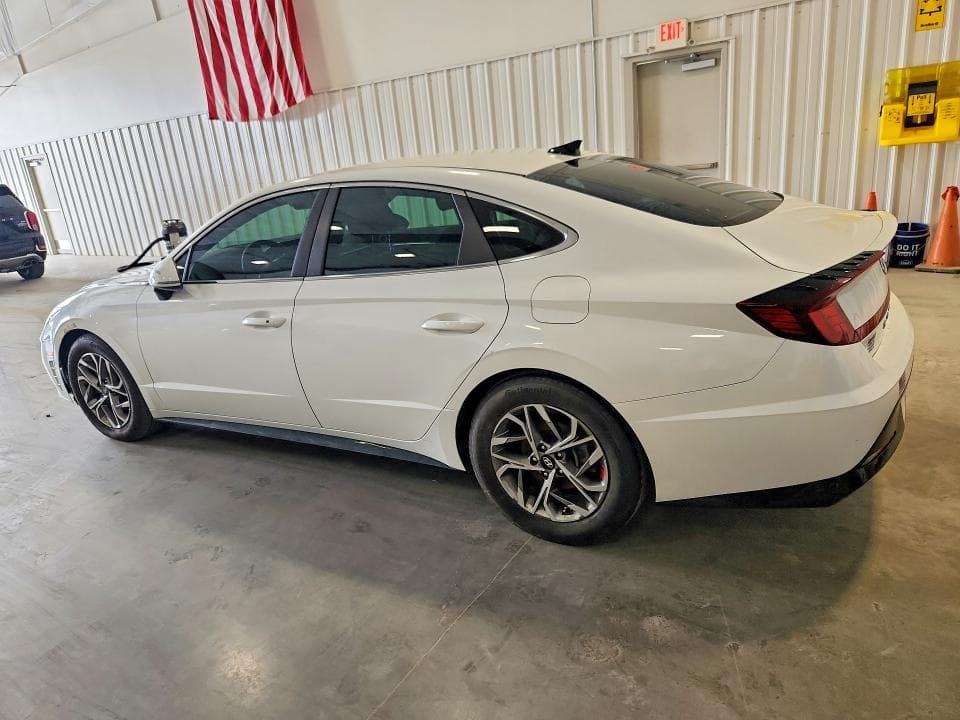 2022 HYUNDAI SONATA SEL 2