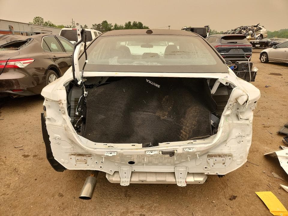2024 NISSAN SENTRA SR 6