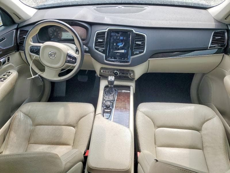 2018 VOLVO XC90 T5 T5 8