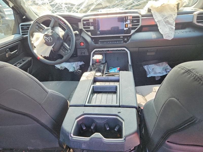 2026 TOYOTA TUNDRA CREWMAX SR5 CREWMAX SR5 8