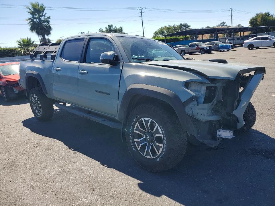 2022 TOYOTA TACOMA TRD SPORT 4
