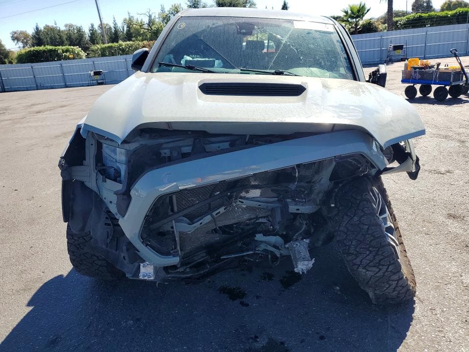 2022 TOYOTA TACOMA TRD SPORT 5