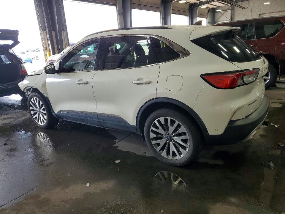 2020 FORD ESCAPE TITANIUM 2