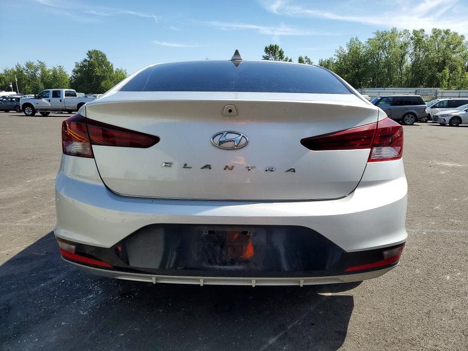 2019 HYUNDAI ELANTRA SEL 6