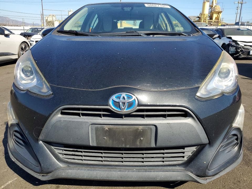 2017 TOYOTA PRIUS C ONE 5