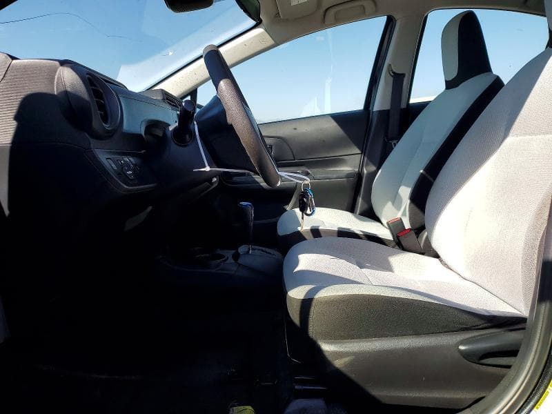 2017 TOYOTA PRIUS C ONE 7