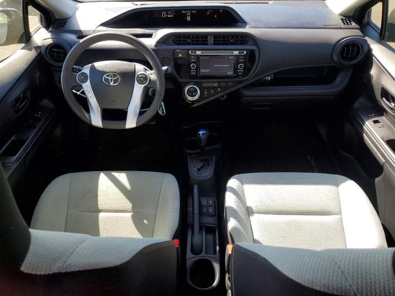 2017 TOYOTA PRIUS C ONE 8