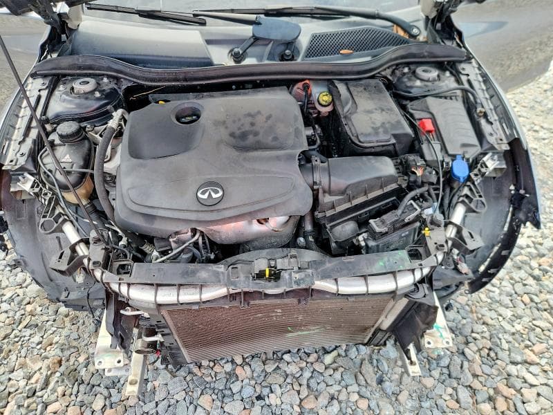 2018 INFINITI QX30 LUXURY LUXURY 11