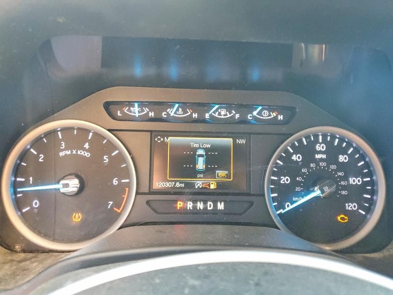 2018 FORD EXPEDITION XLT 9