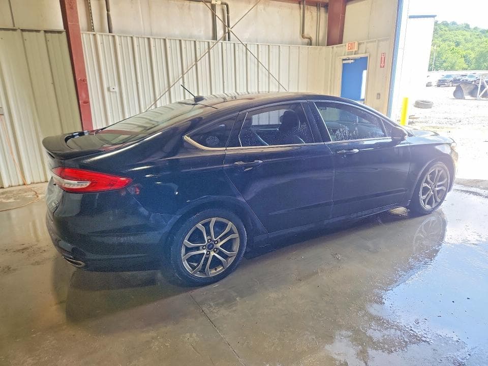2017 FORD FUSION SE 3