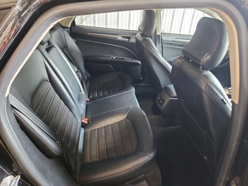 2017 FORD FUSION SE 10