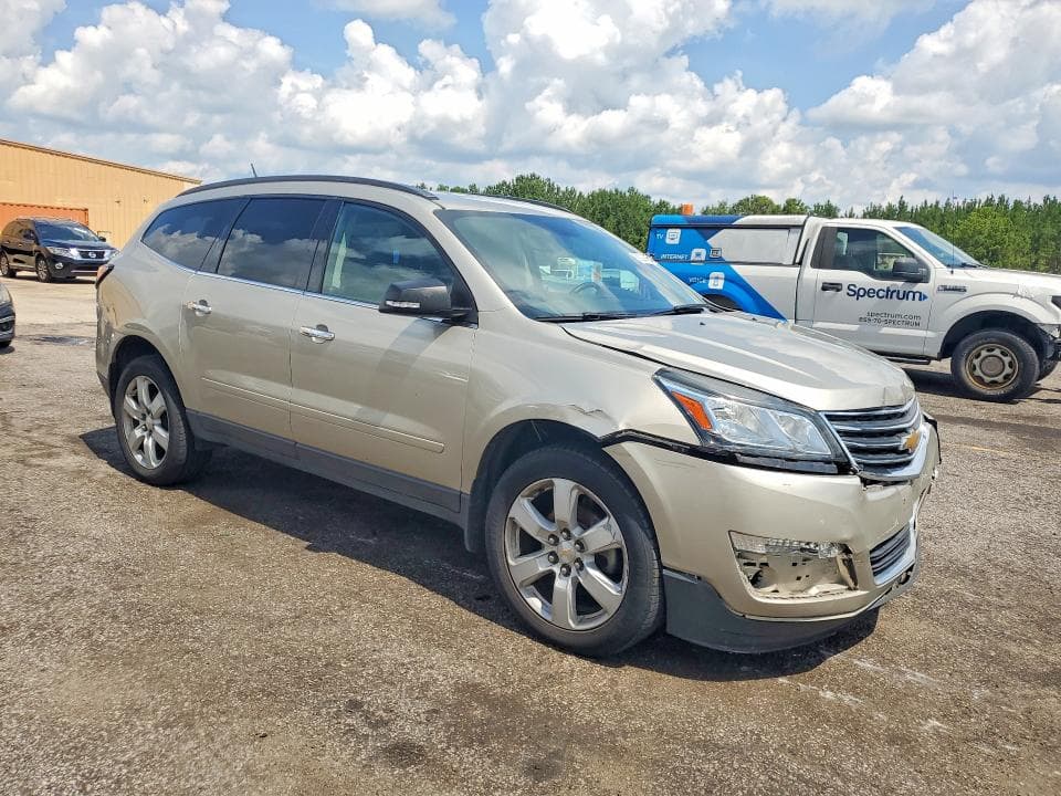 2017 CHEVROLET TRAVERSE LT 4