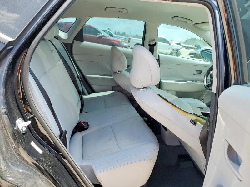 2025 HYUNDAI KONA SE SE 11